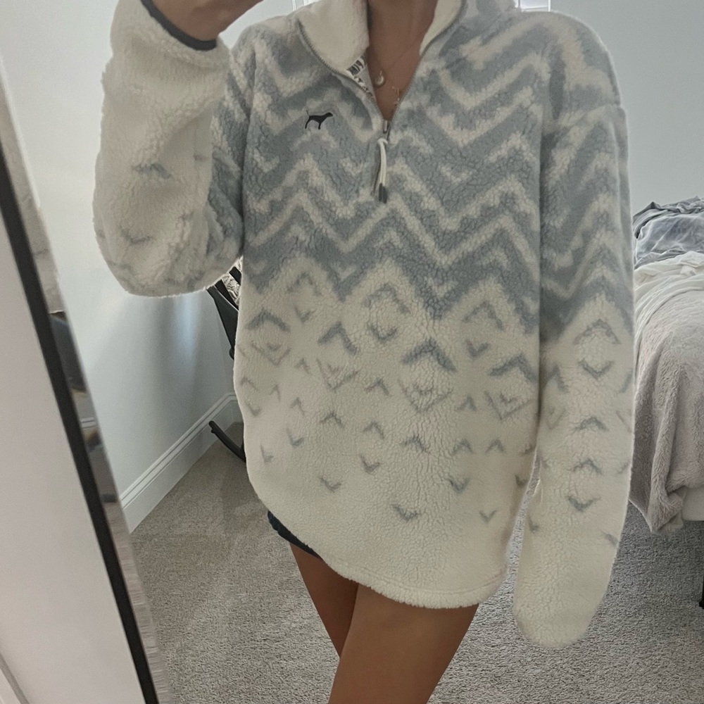 VICTORIA’S SECRET PINK SHERPA QUARTER-ZIP
